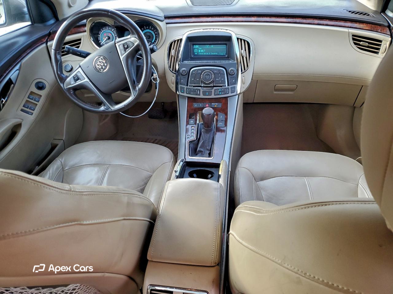 Buick LaCrosse 2011