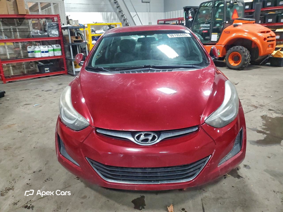 Hyundai Elantra 2015