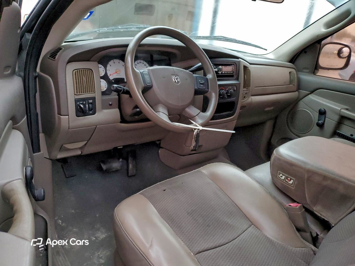 Dodge RAM 2004