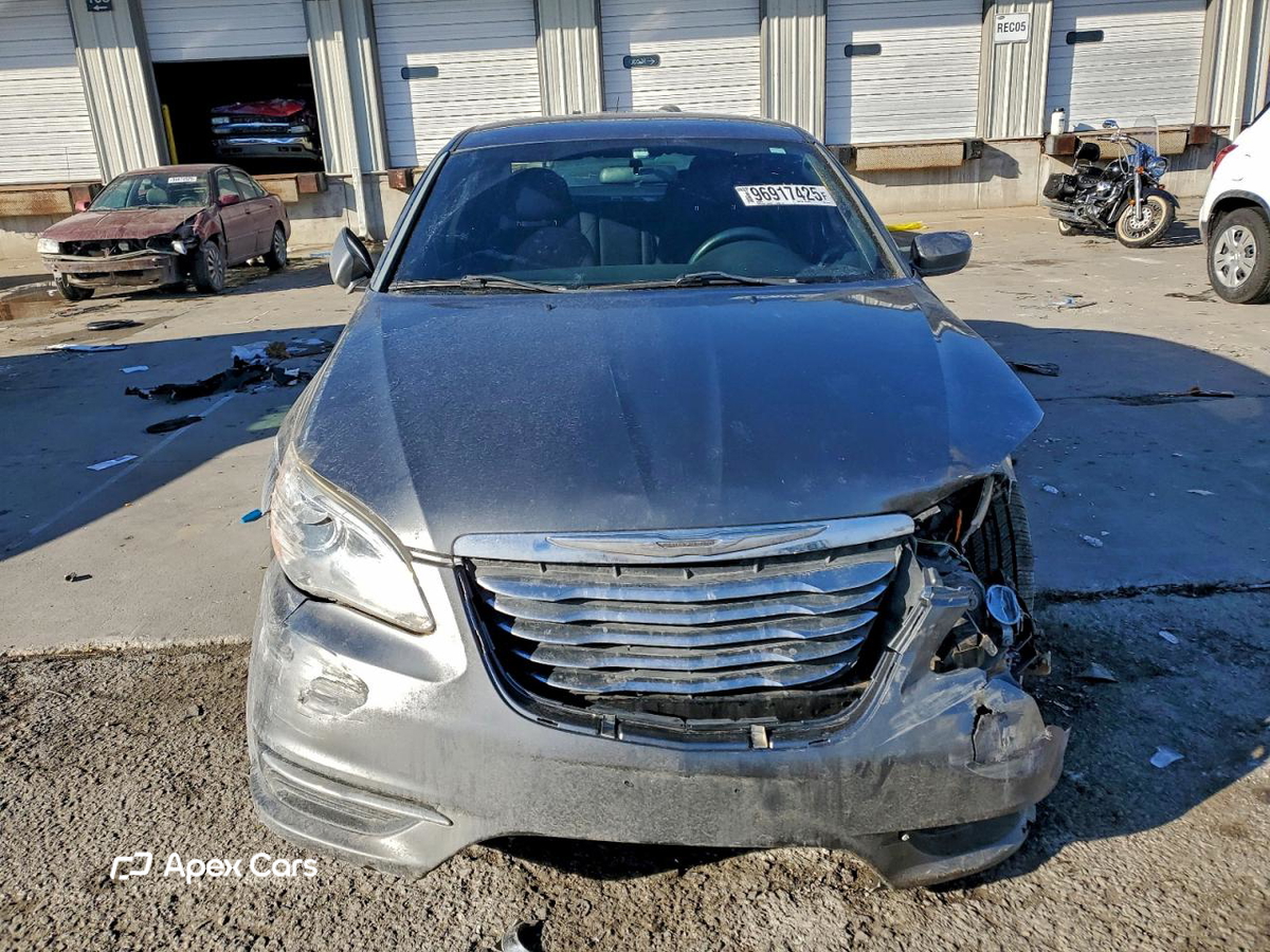Chrysler 200 2012