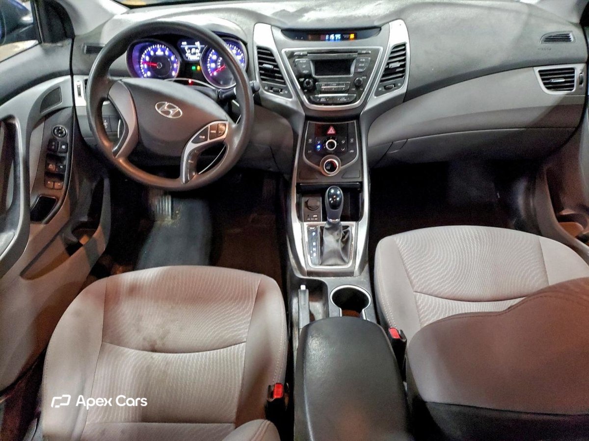 Hyundai Elantra 2016