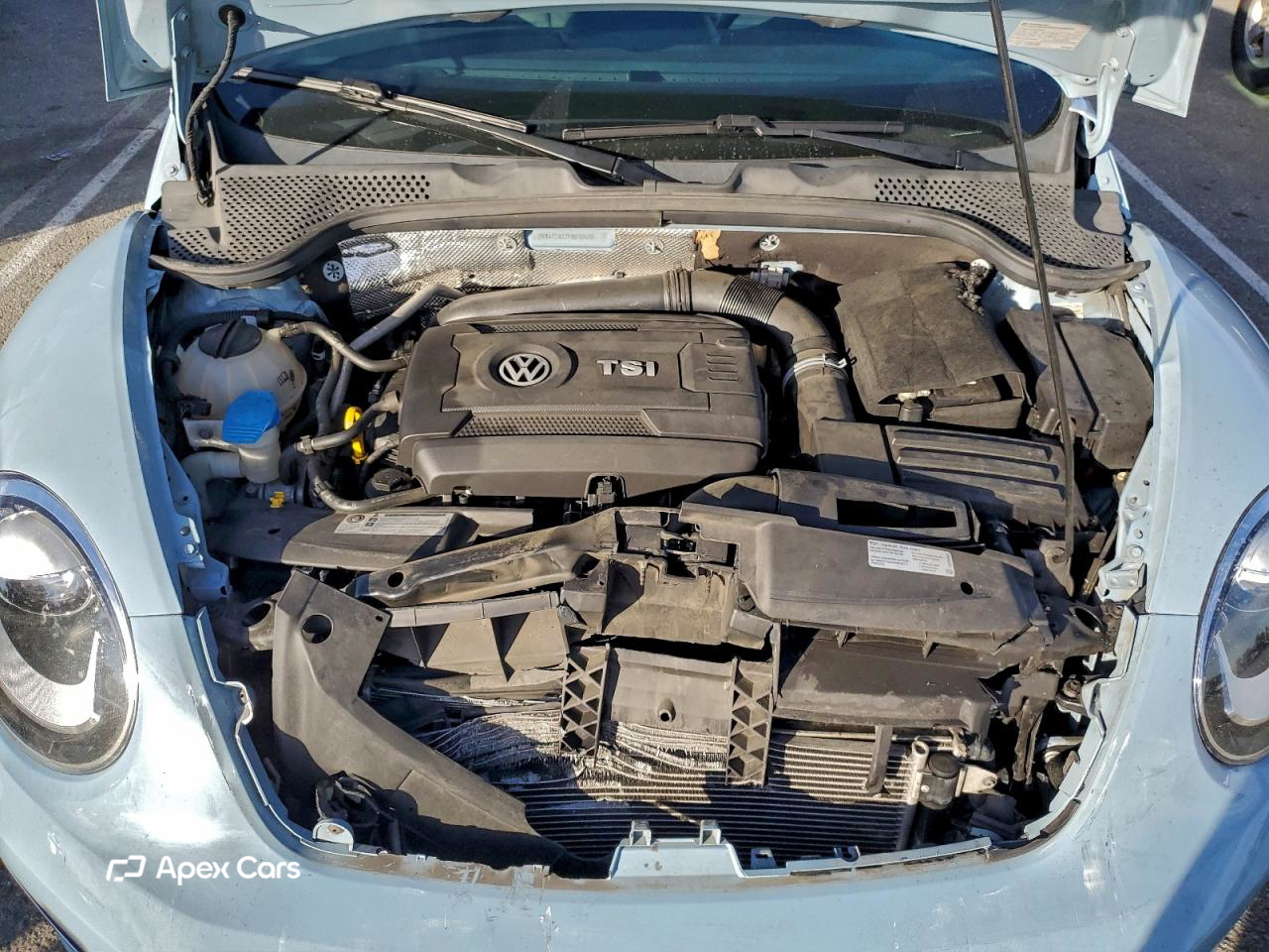 Volkswagen Beetle 2015