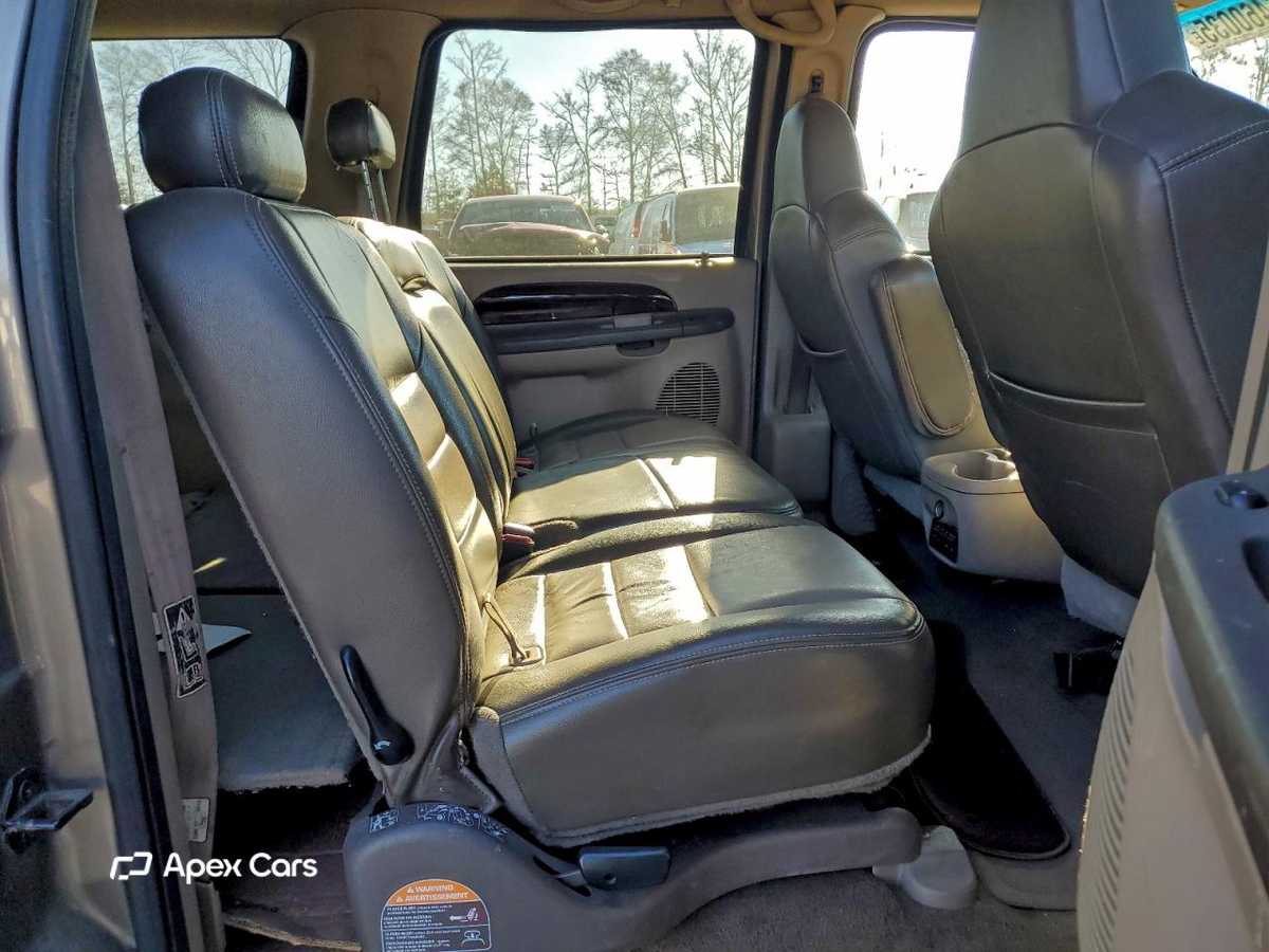 Ford Excursion 2003