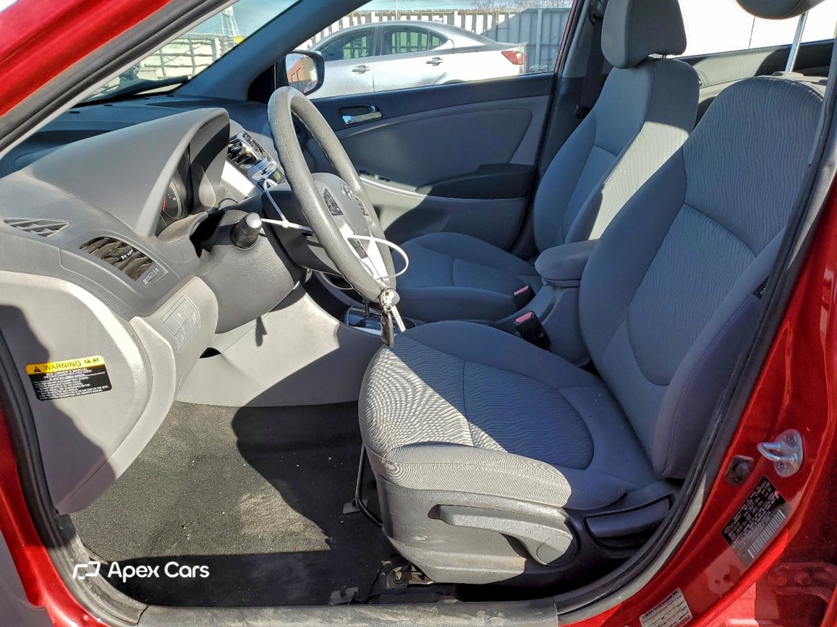 Hyundai Accent 2013