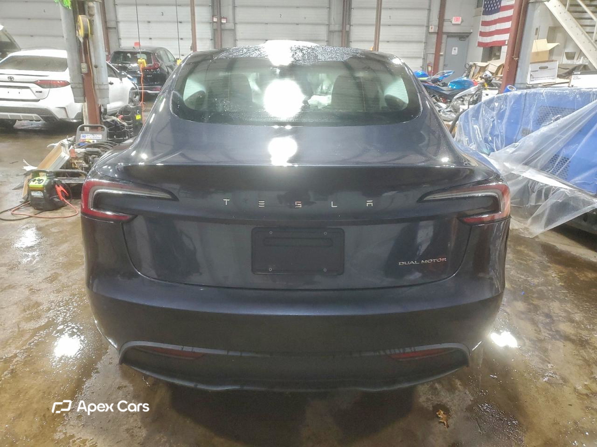 Tesla Model 3 2025