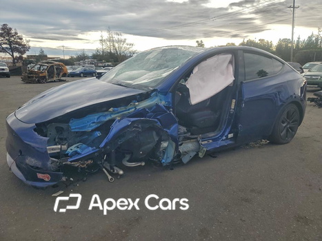 Tesla Model Y 2025 - Image 1 of 13