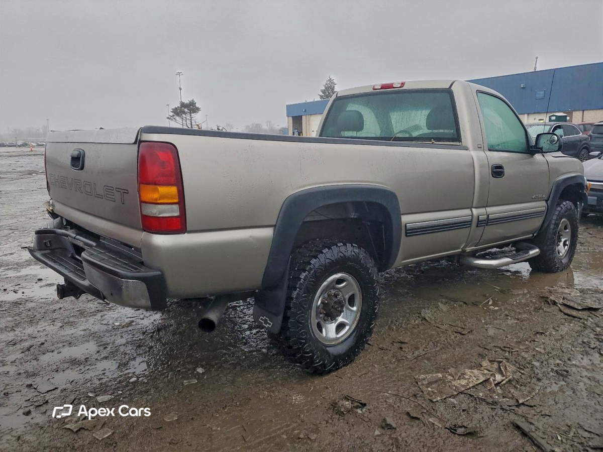 Chevrolet Silverado 2001