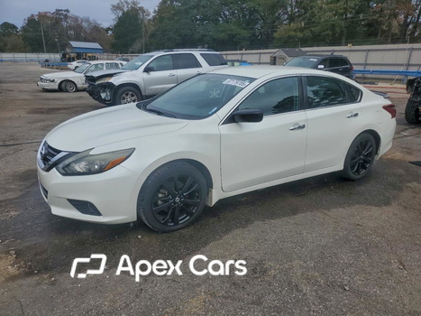 Nissan Altima 2017 - Zdjęcie 1 z 13