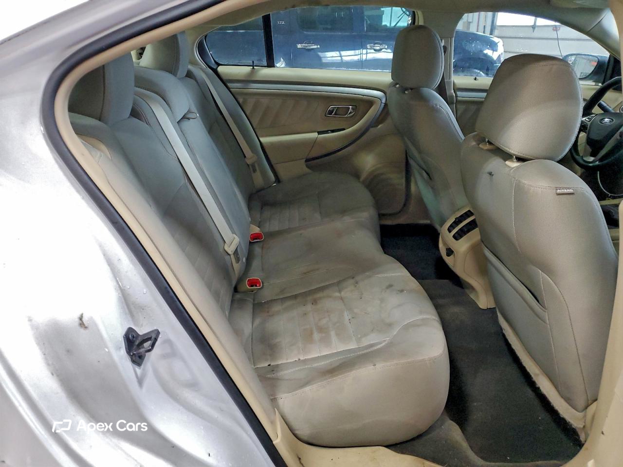 Ford Taurus 2015