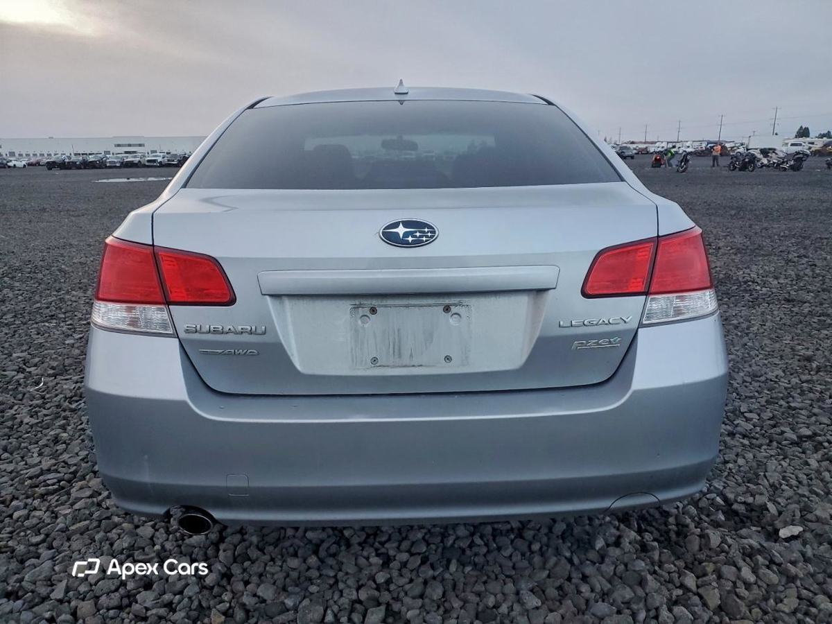 Subaru Legacy 2013