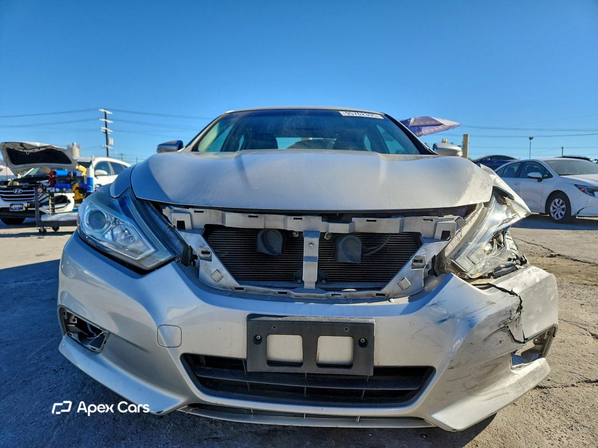 Nissan Altima 2018