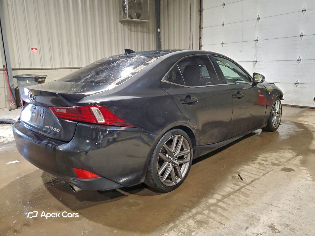 Lexus IS 2014