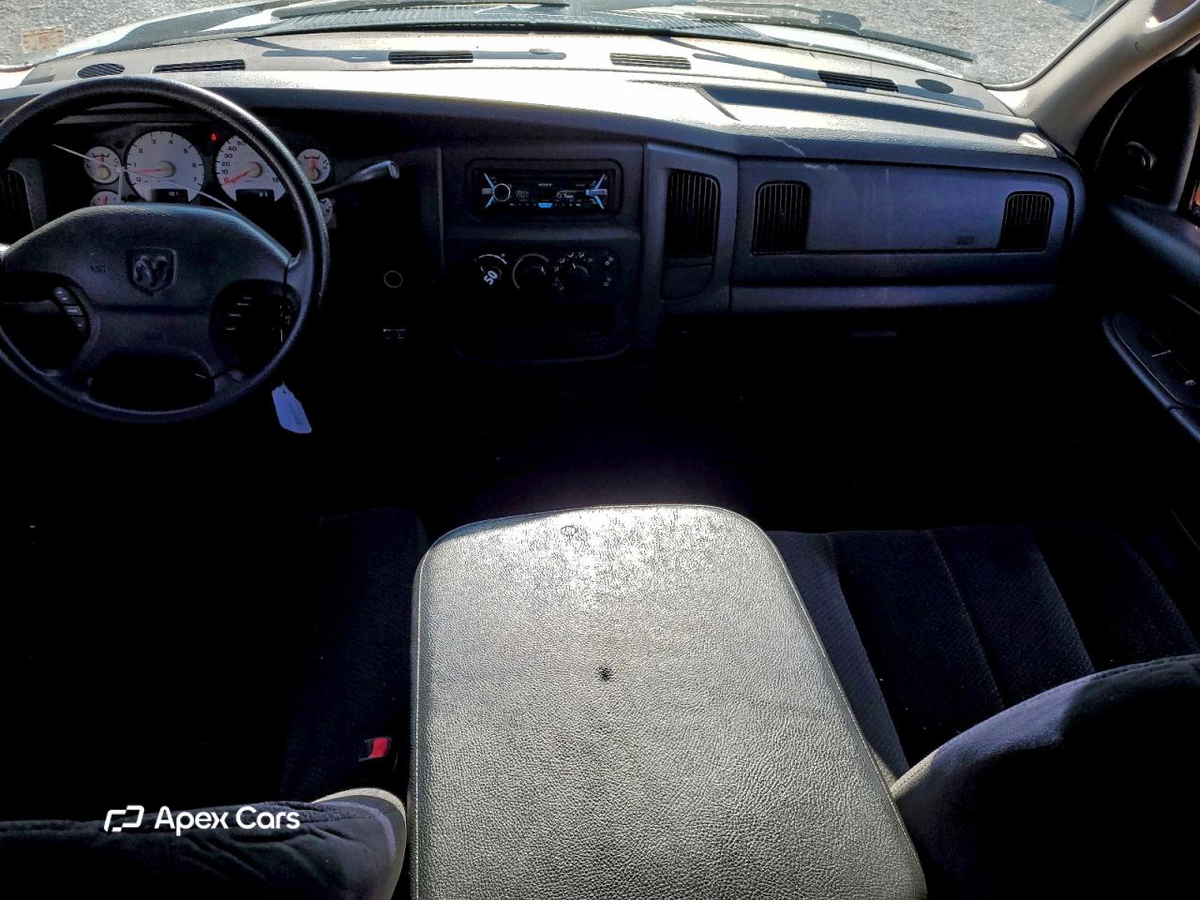 Dodge RAM 2003