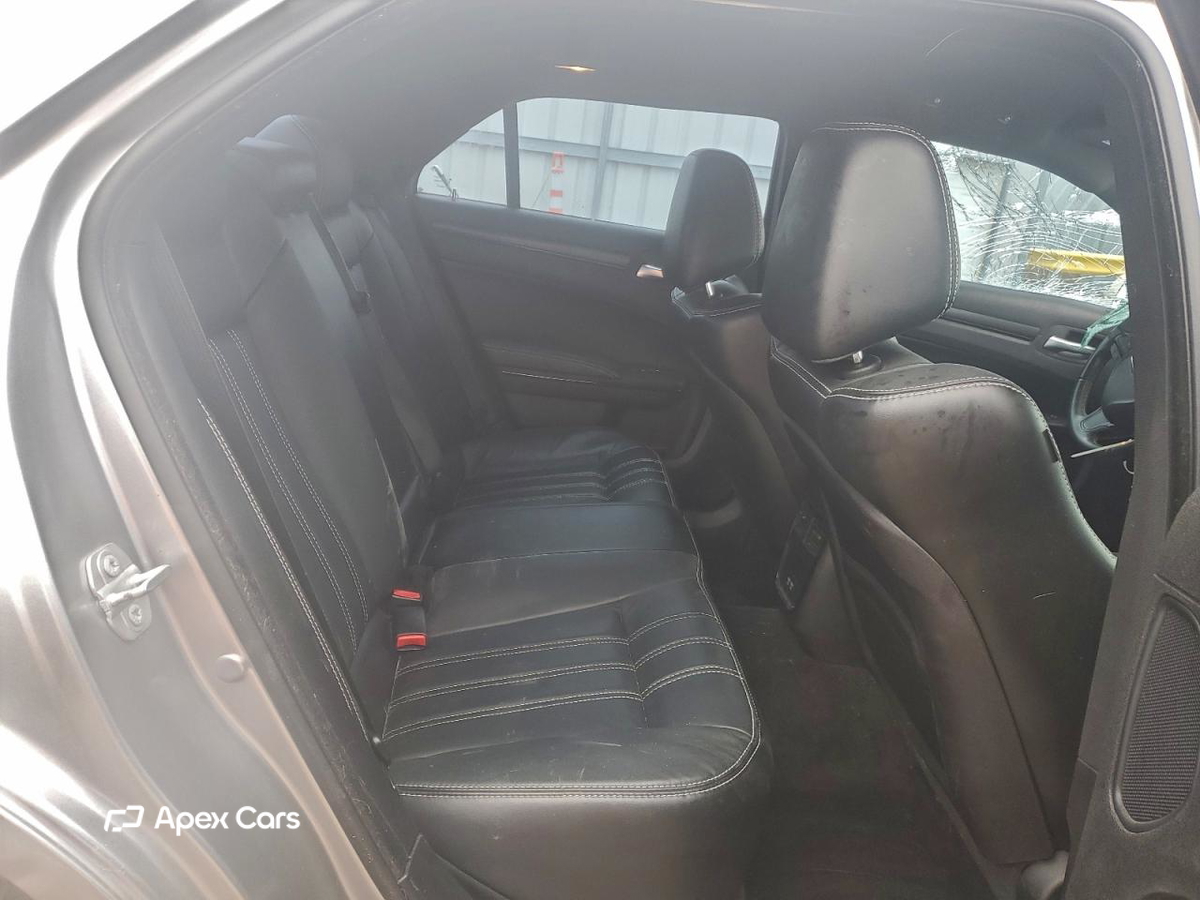 Chrysler 300 2016