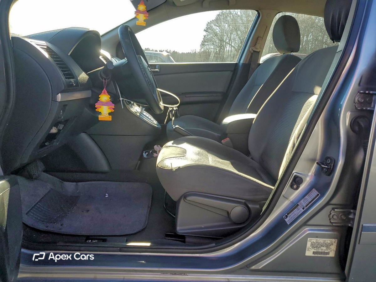 Nissan Sentra 2012