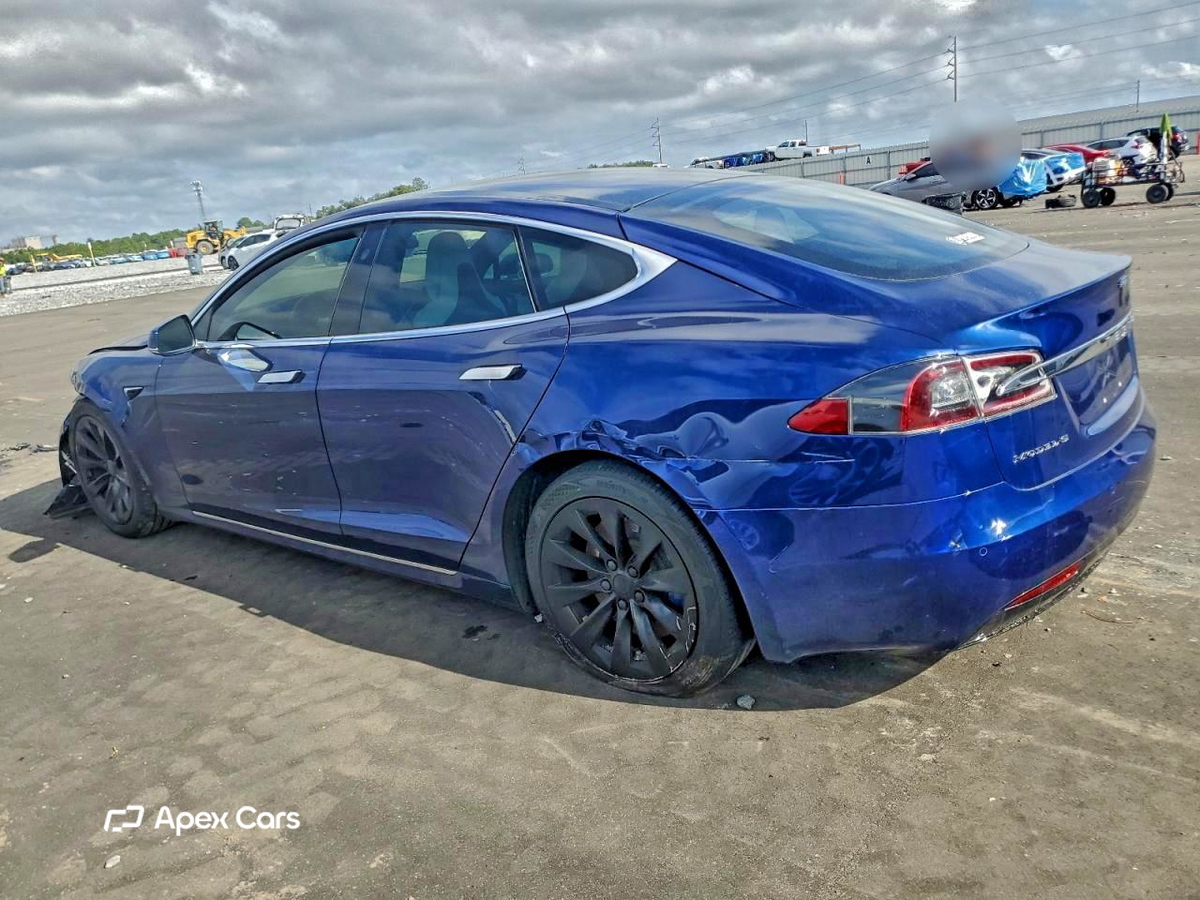 Tesla Model S 2018