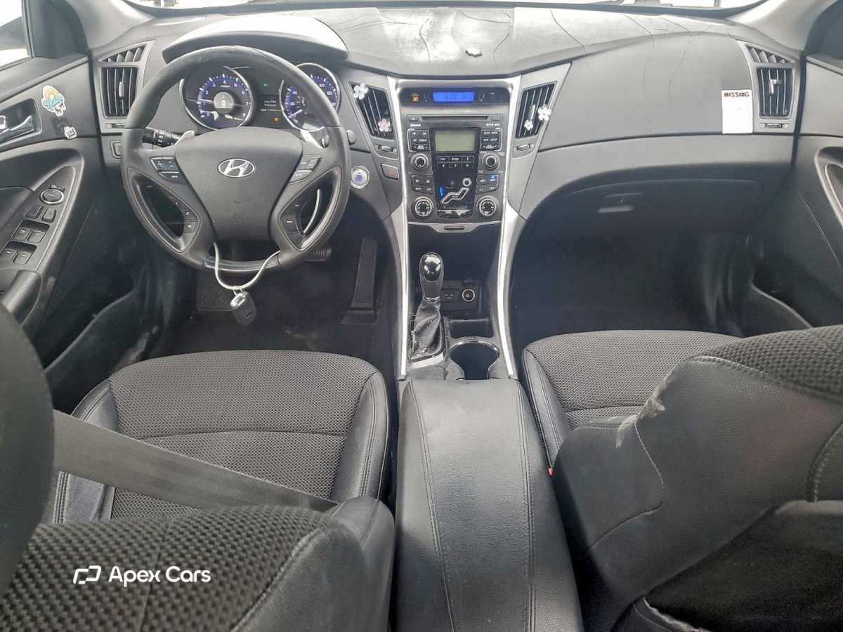 Hyundai Sonata 2011