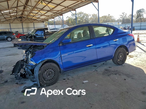 Nissan Versa 2015 - Image 1 of 13
