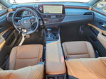 Lexus ES 2025
