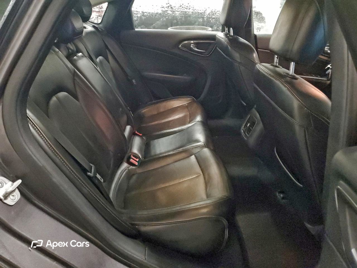 Chrysler 200 2015
