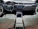 Audi Q8 2024
