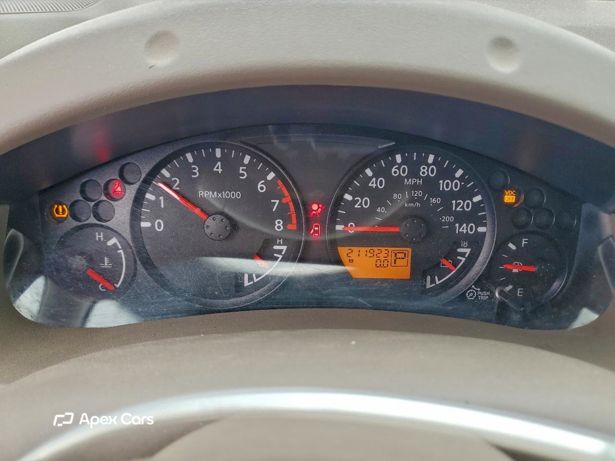 Nissan Navara (Frontier) 2010
