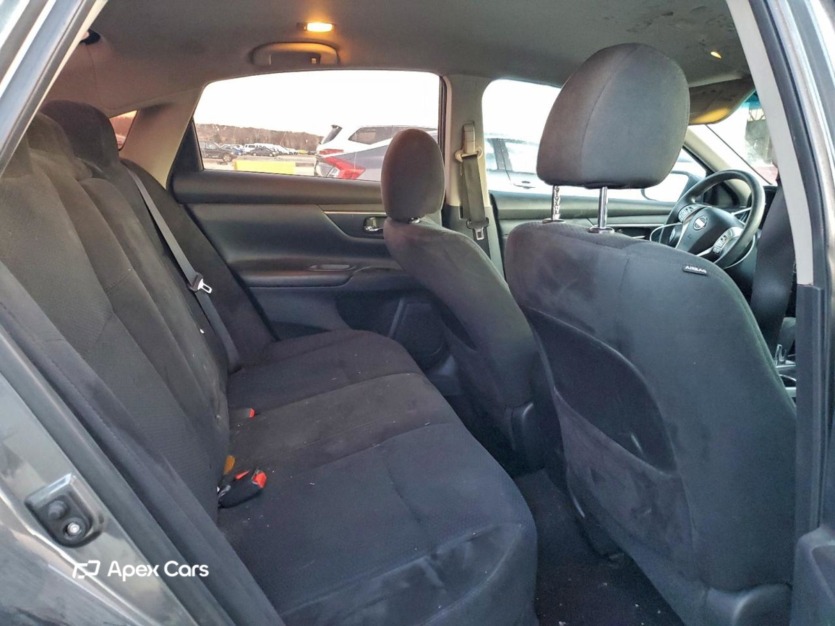 Nissan Altima 2015
