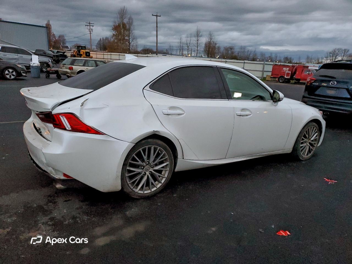 Lexus IS 2015