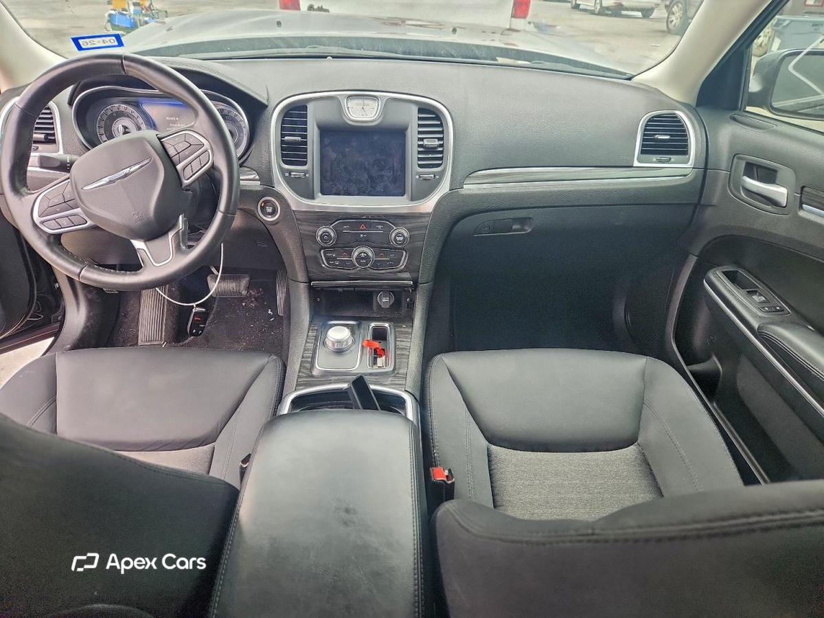 Chrysler 300 2020