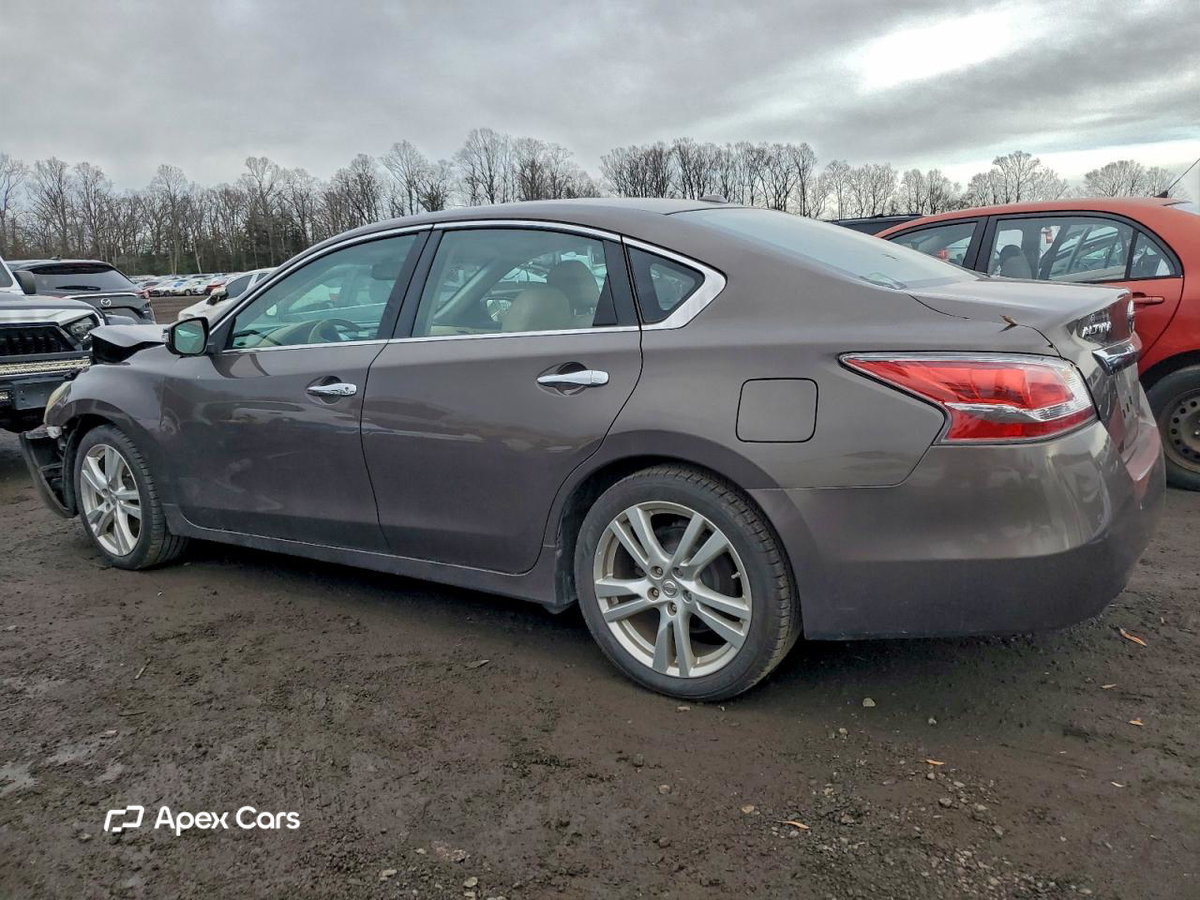 Nissan Altima 2015