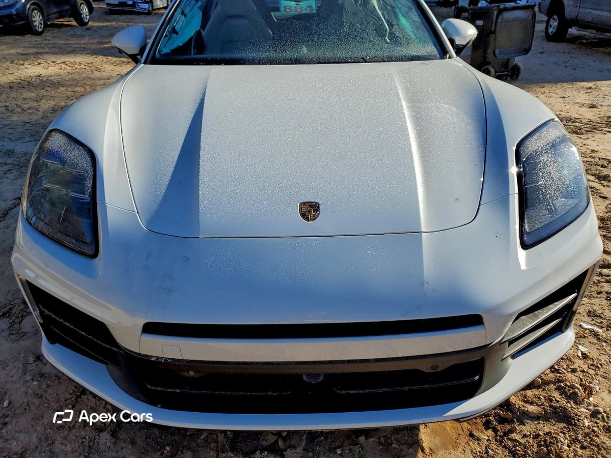 Porsche Panamera 2025