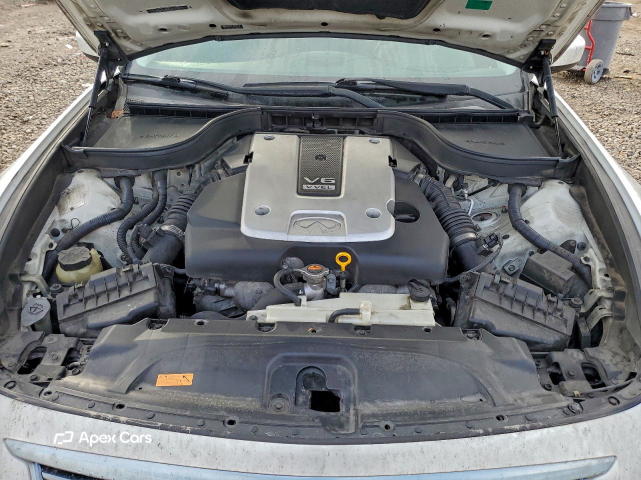Infiniti G 2011