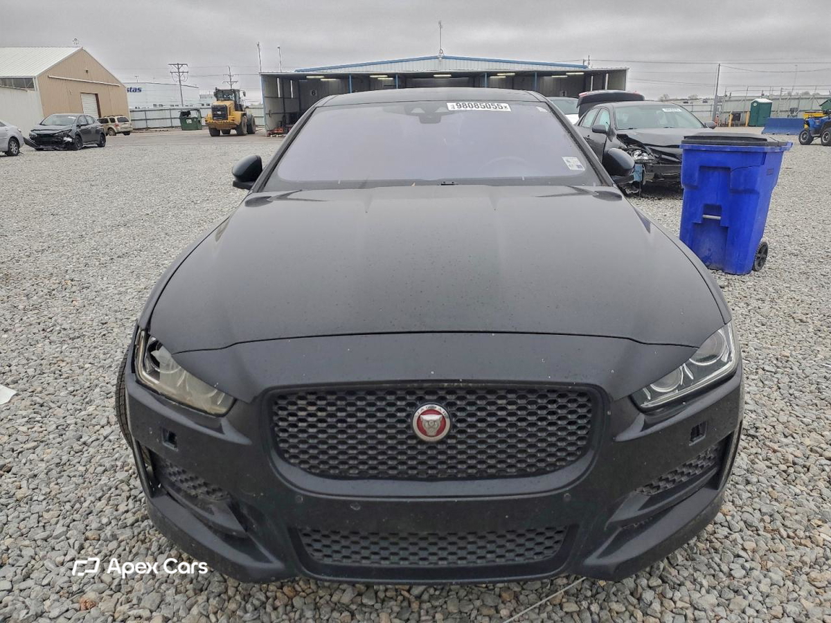 Jaguar XE 2017