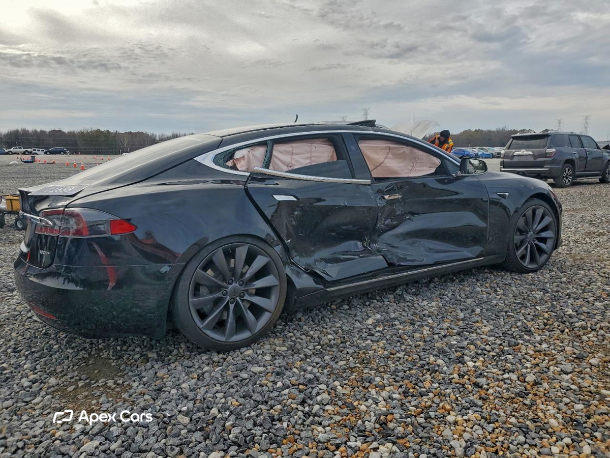 Tesla Model S 2017