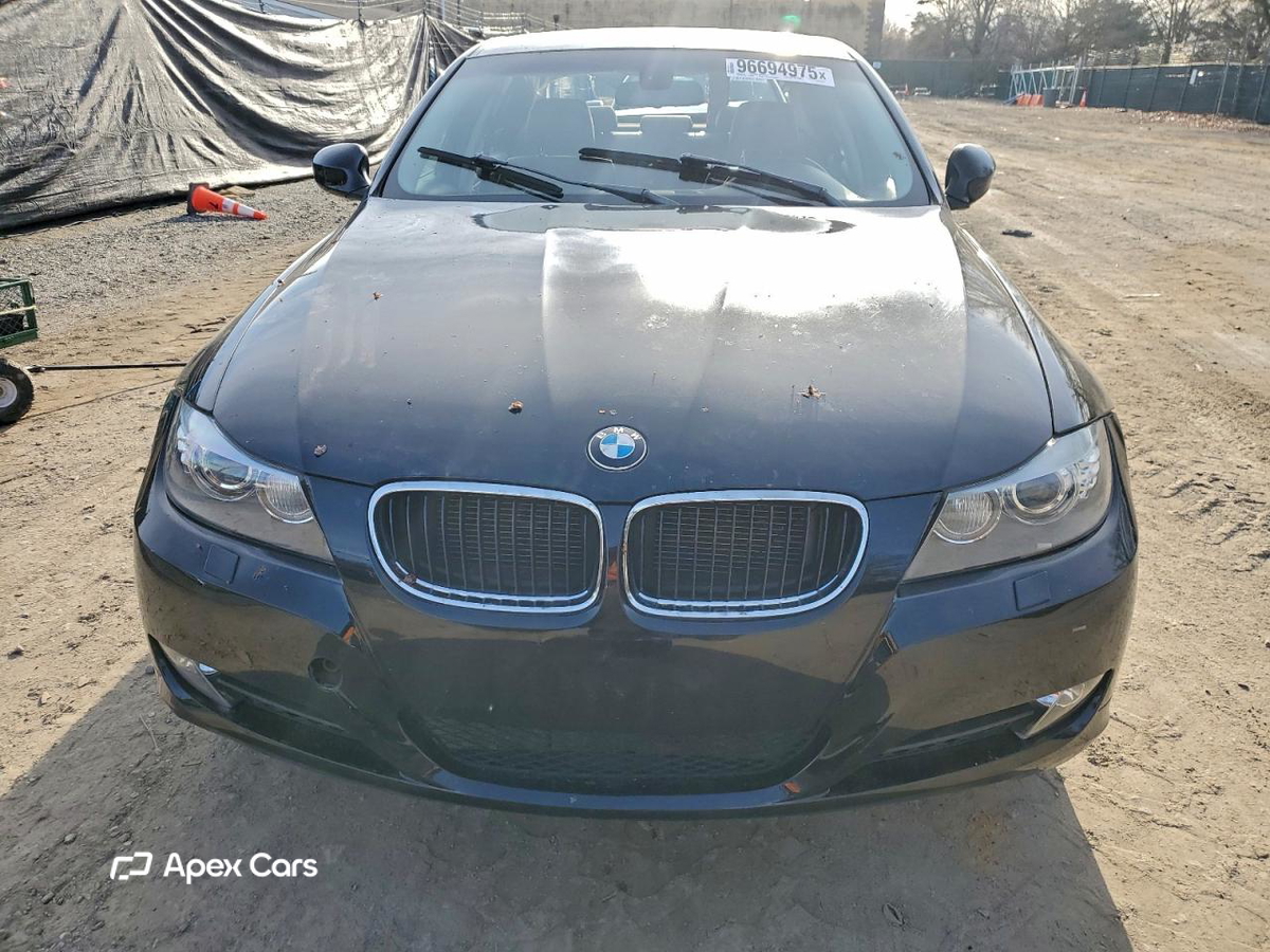 BMW Series 3 2011