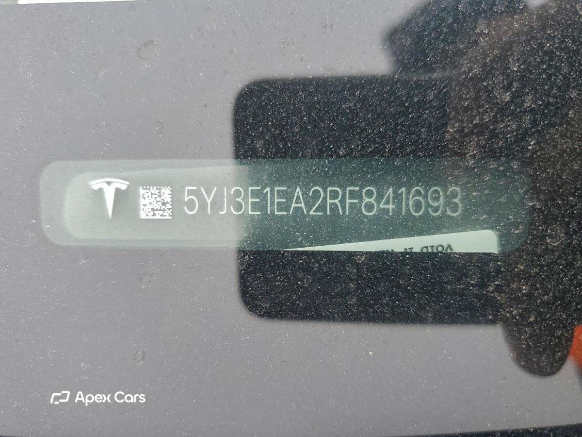Tesla Model 3 2024