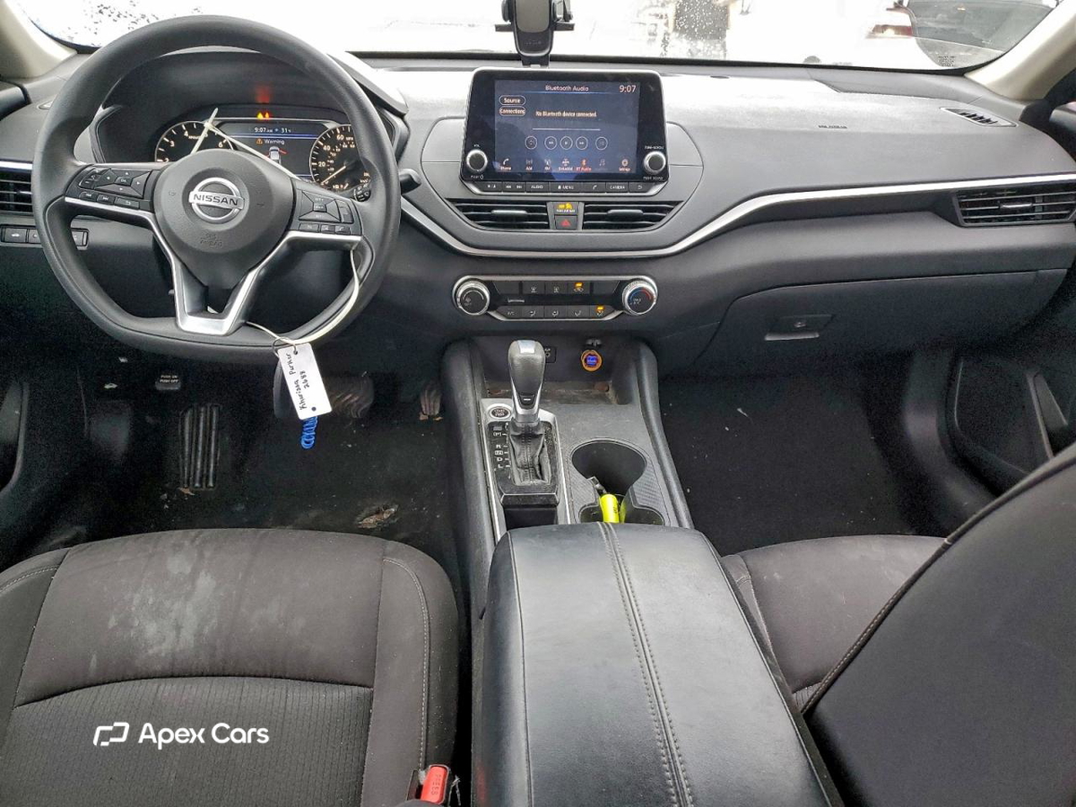 Nissan Altima 2020