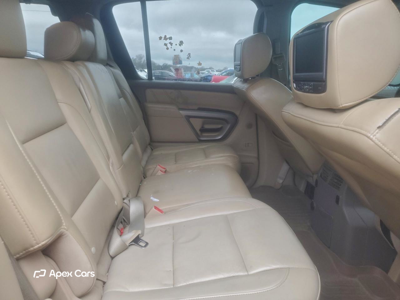 Nissan Armada 2015