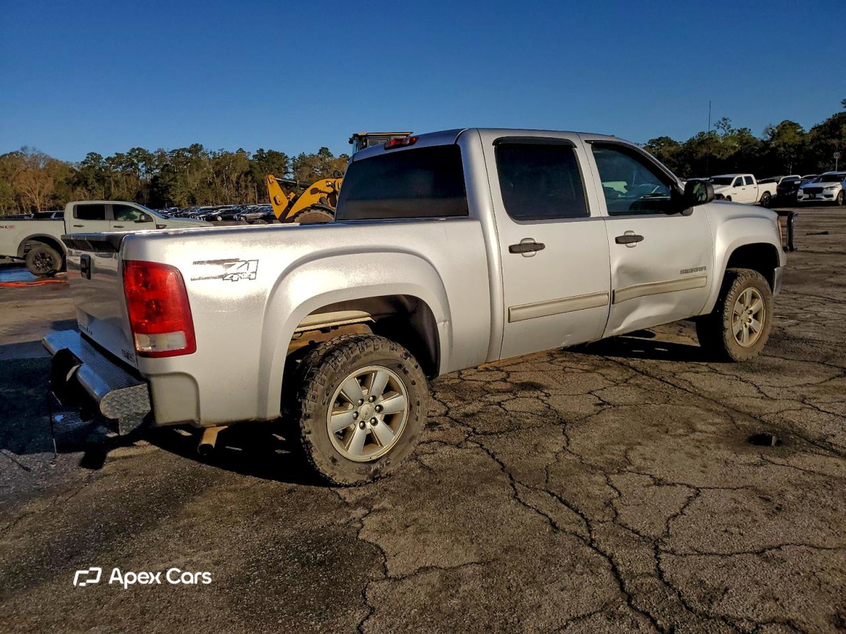 GMC Sierra 2013