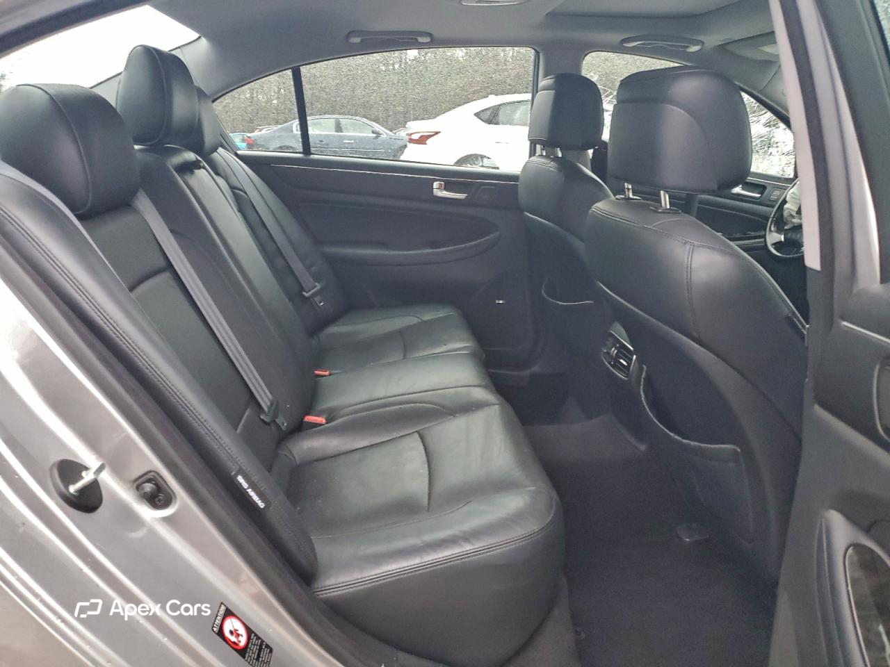 Hyundai Genesis 2012