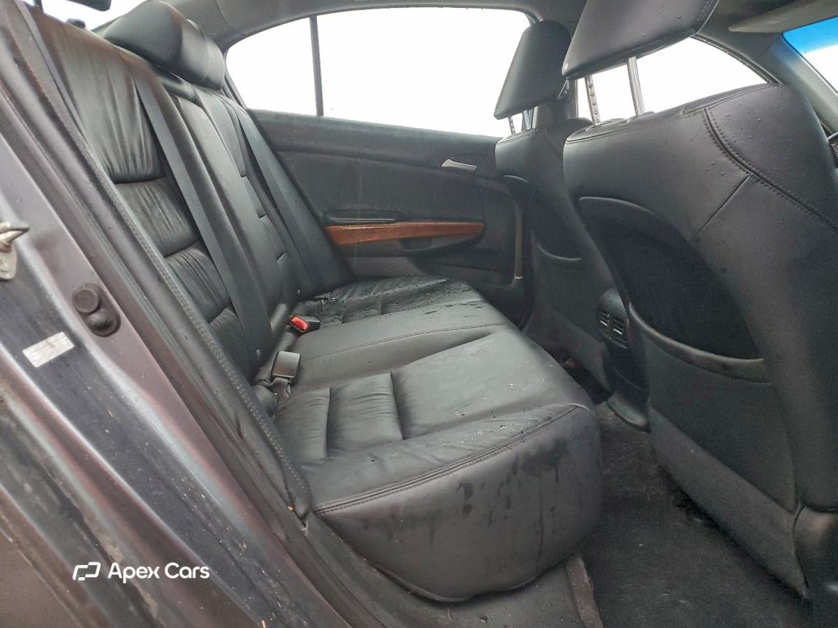 Honda Accord 2011