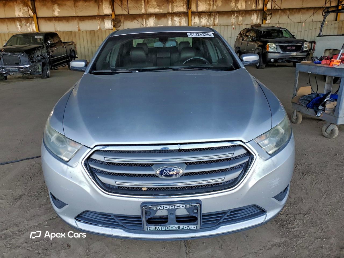 Ford Taurus 2014