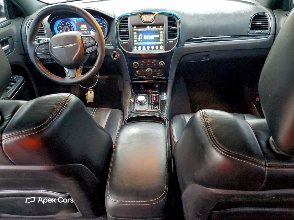Chrysler 300 2017