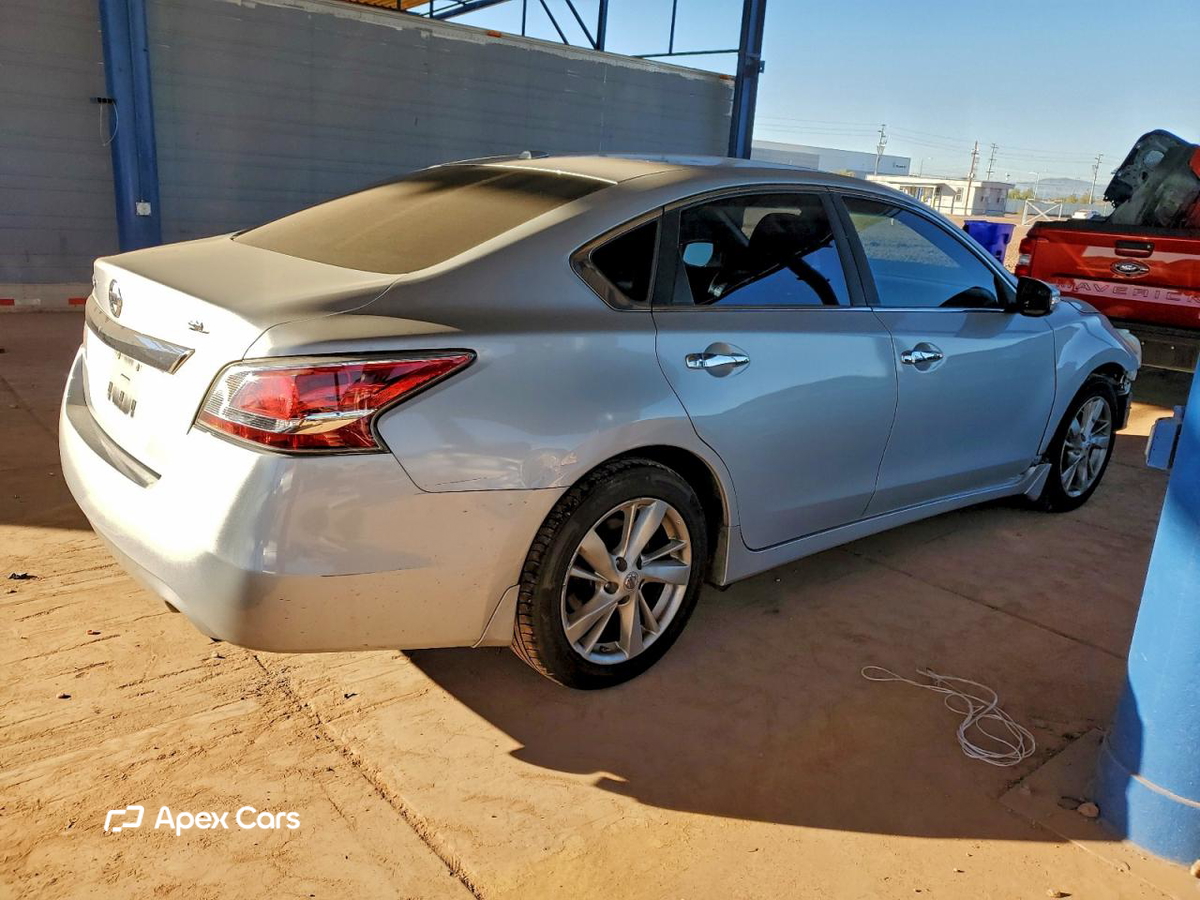 Nissan Altima 2015