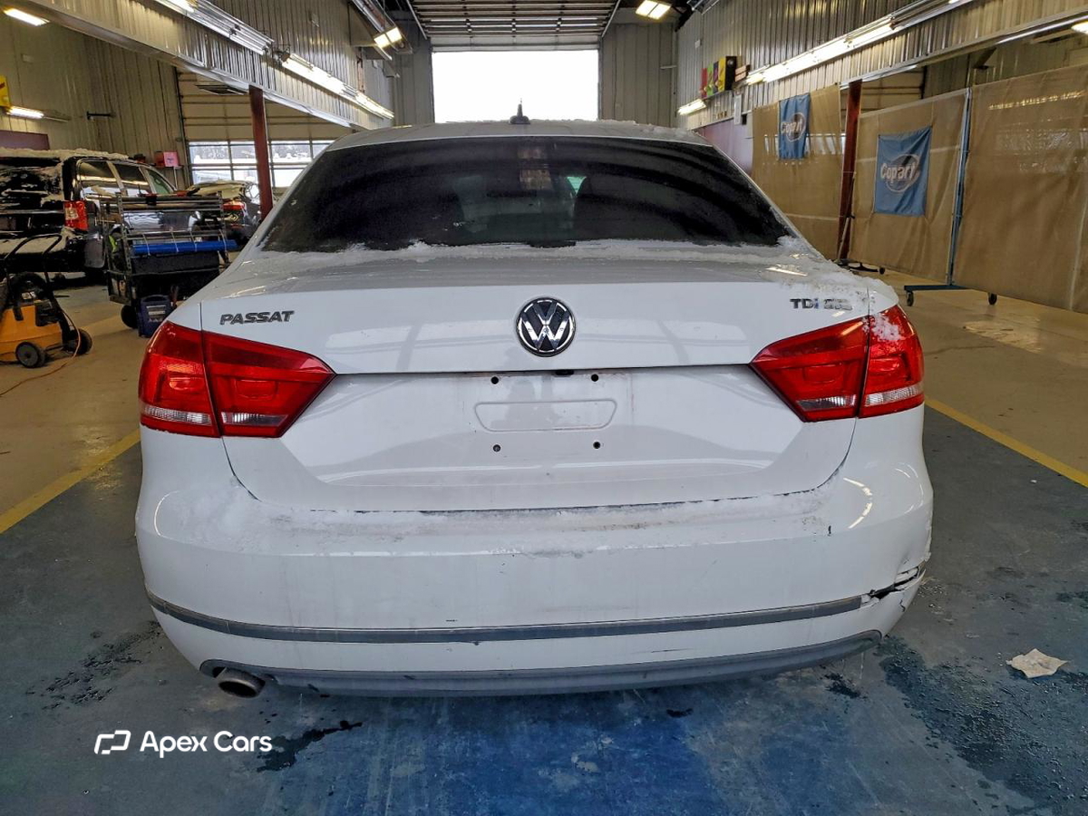 Volkswagen Passat 2013