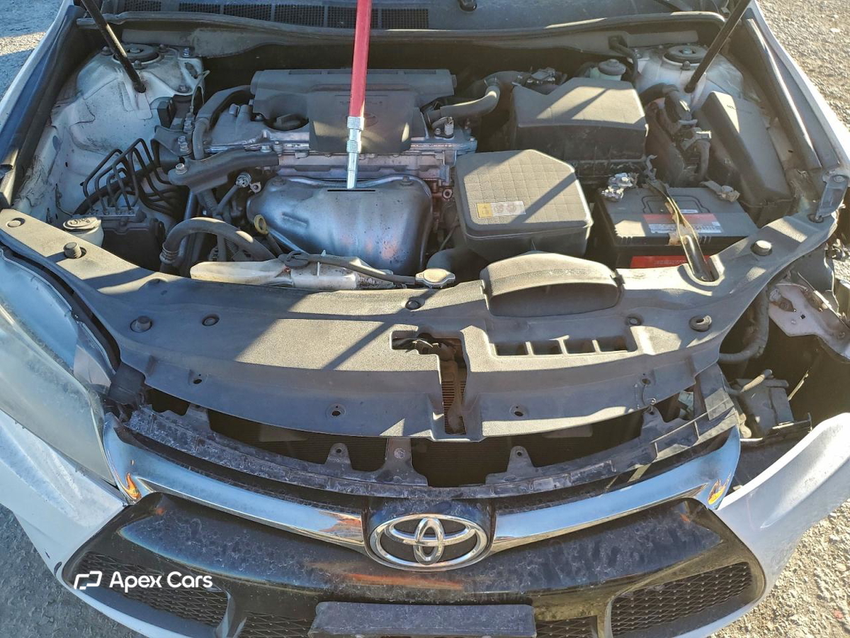 Toyota Camry 2015