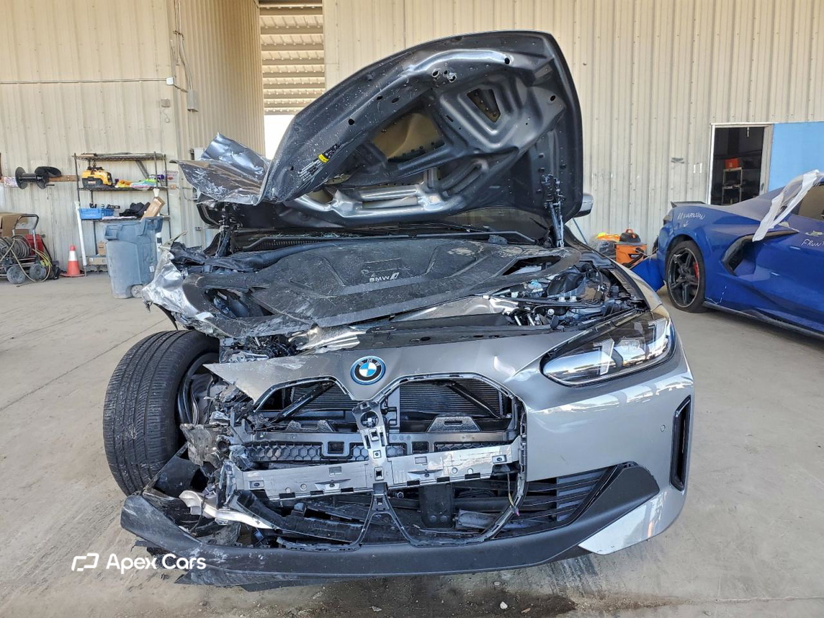 BMW i4 2025