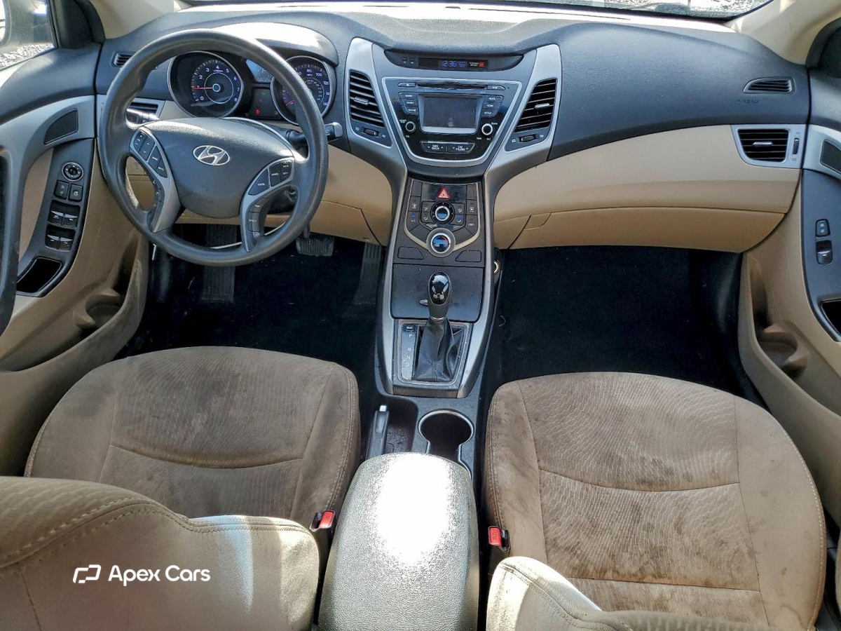 Hyundai Elantra 2016