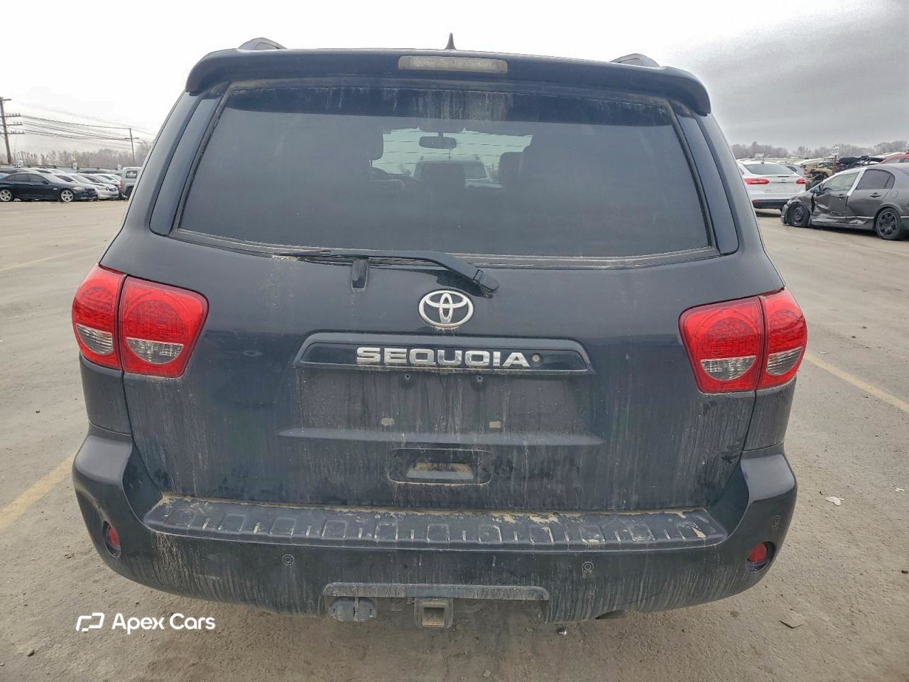 Toyota Sequoia 2016