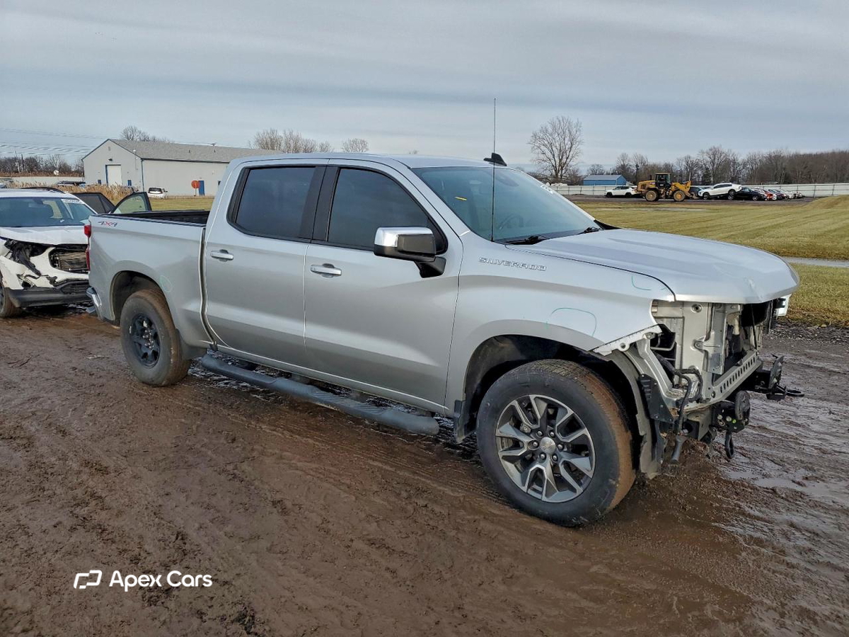 Chevrolet Silverado 2022